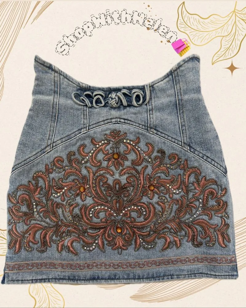 MINI SKIRTS  photo 1