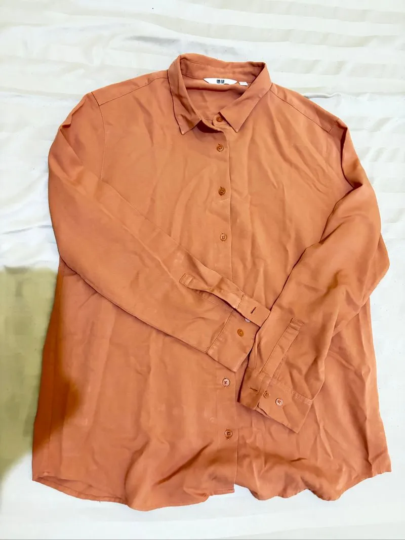 Uniqlo Rayon Blouse photo 1