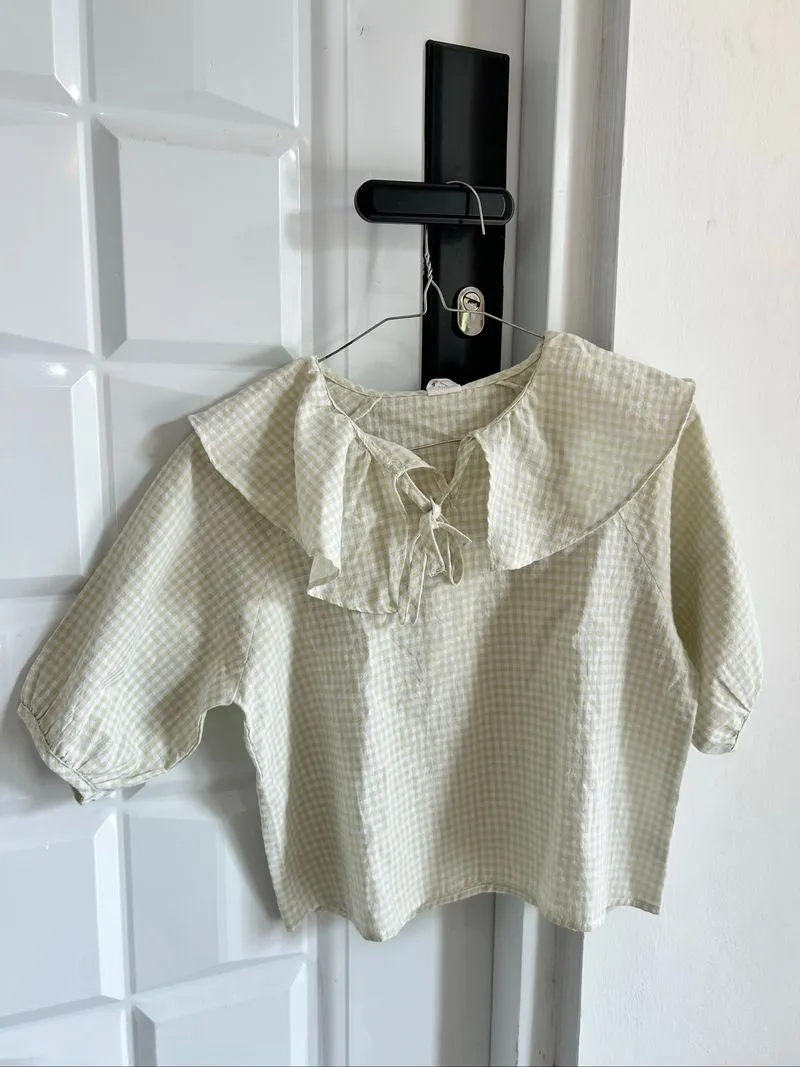 PRELOVED BLOUSE 🌿 pastel green gingham top with big collar  photo 1