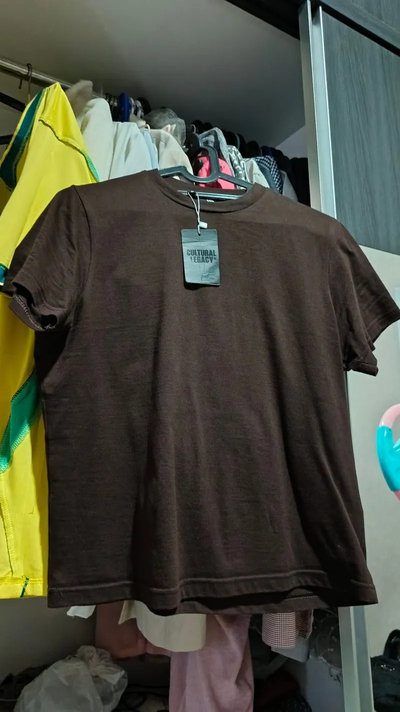kaos fitted photo 1