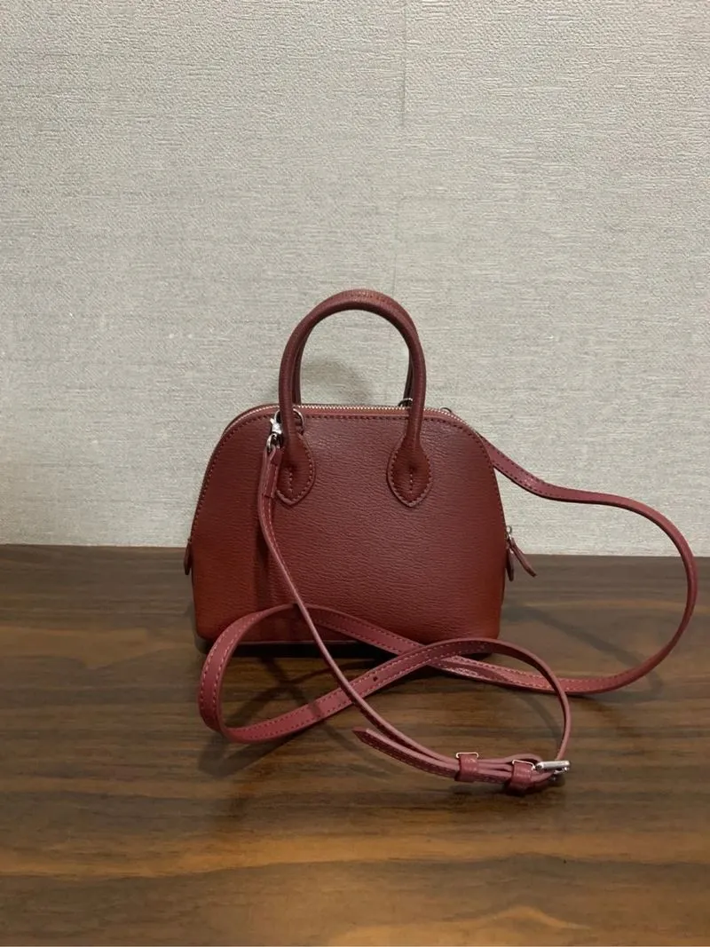 handbag  photo 1