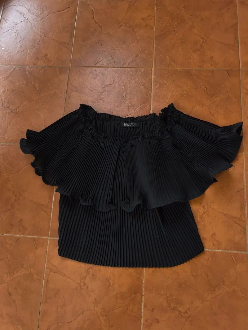 Sabrina pleated top flowy flower atasan HERSPOT photo 1
