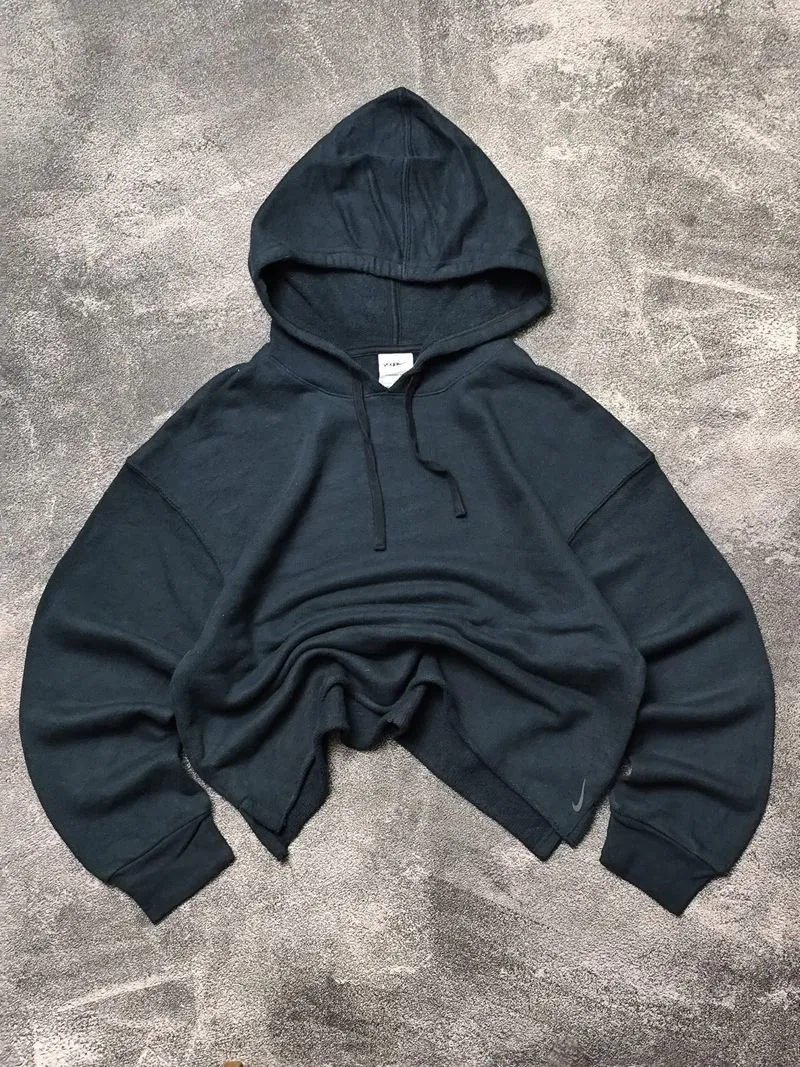 NIKE YOGA THERMA-FIT WOMEN'S CROPPED HOODIE photo 1