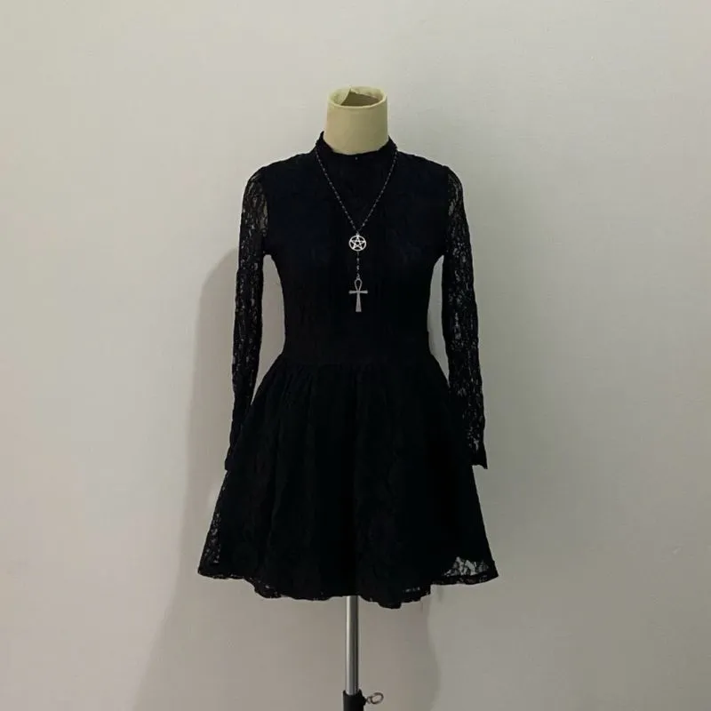 GHOTIC DRESS photo 1