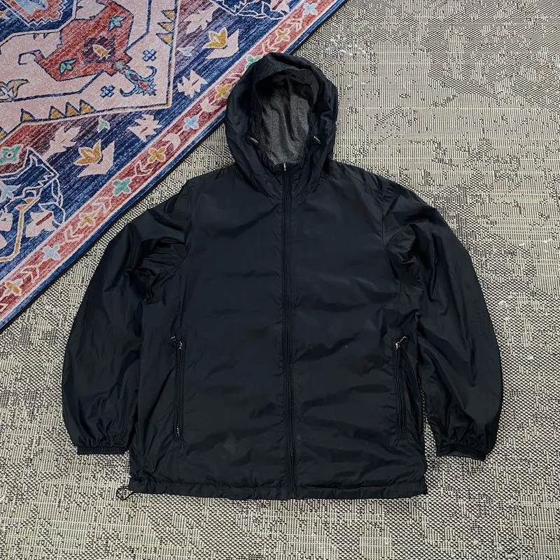 JACKET OUTDOOR UNIQLO BOLAK BALIK, size M photo 1