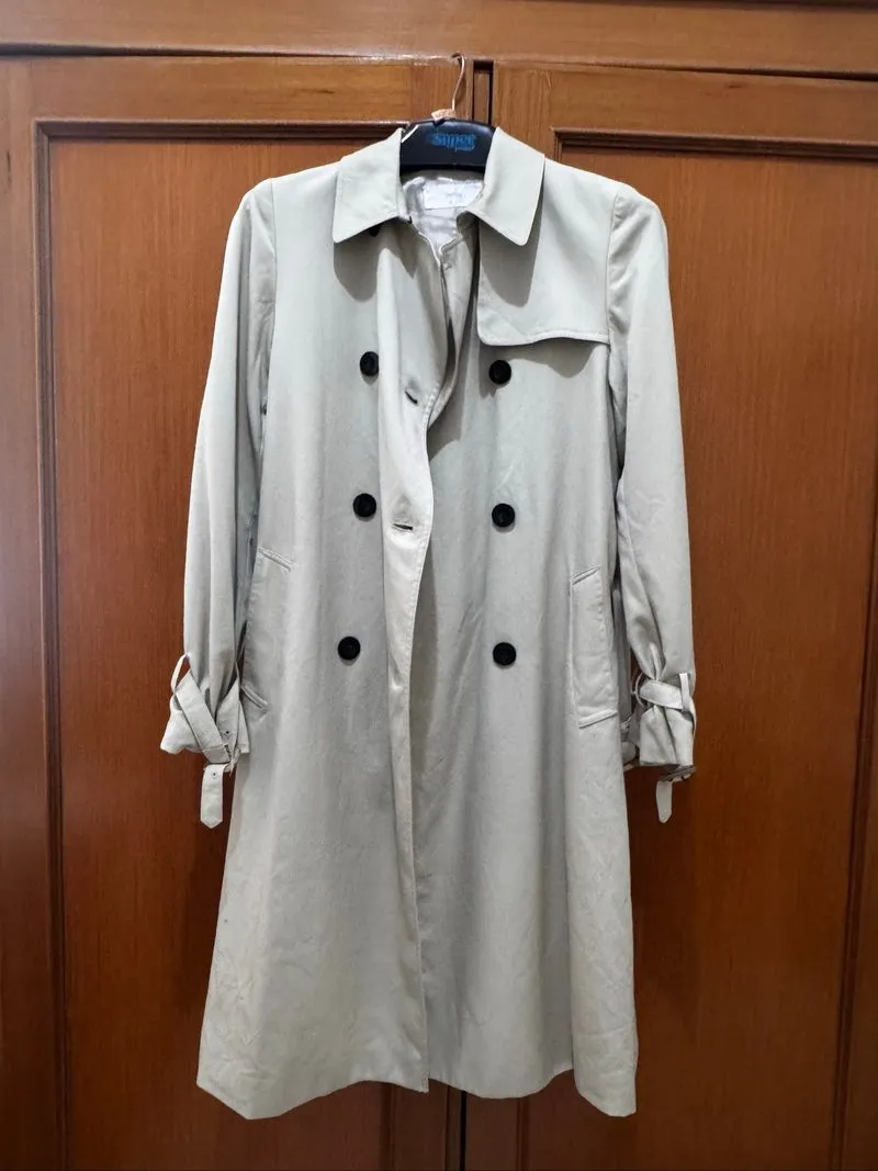 Trench Coat photo 1