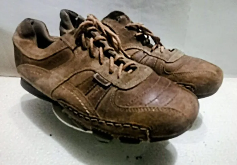 Size 41 - Dockers - Sepatu Pria Casual Kulit Keren photo 1