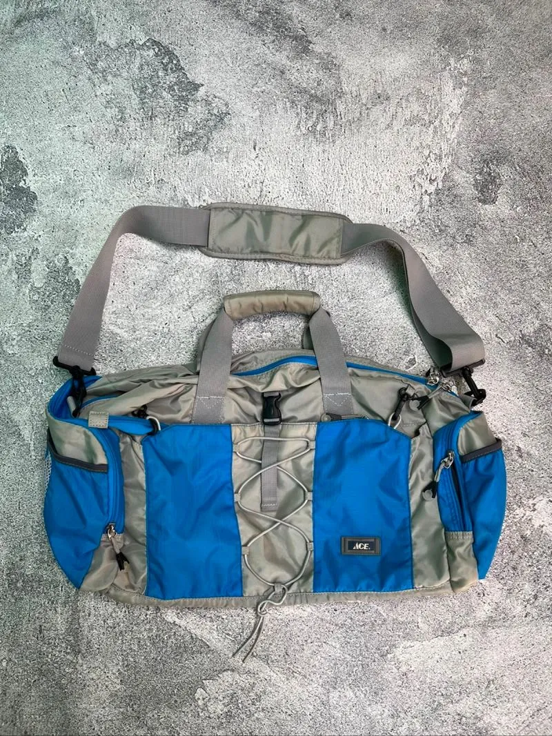 ACE OUTDOR  TWO IN ONE CROSBODYBAG/DUFFELBAG BLUE&GREY photo 1