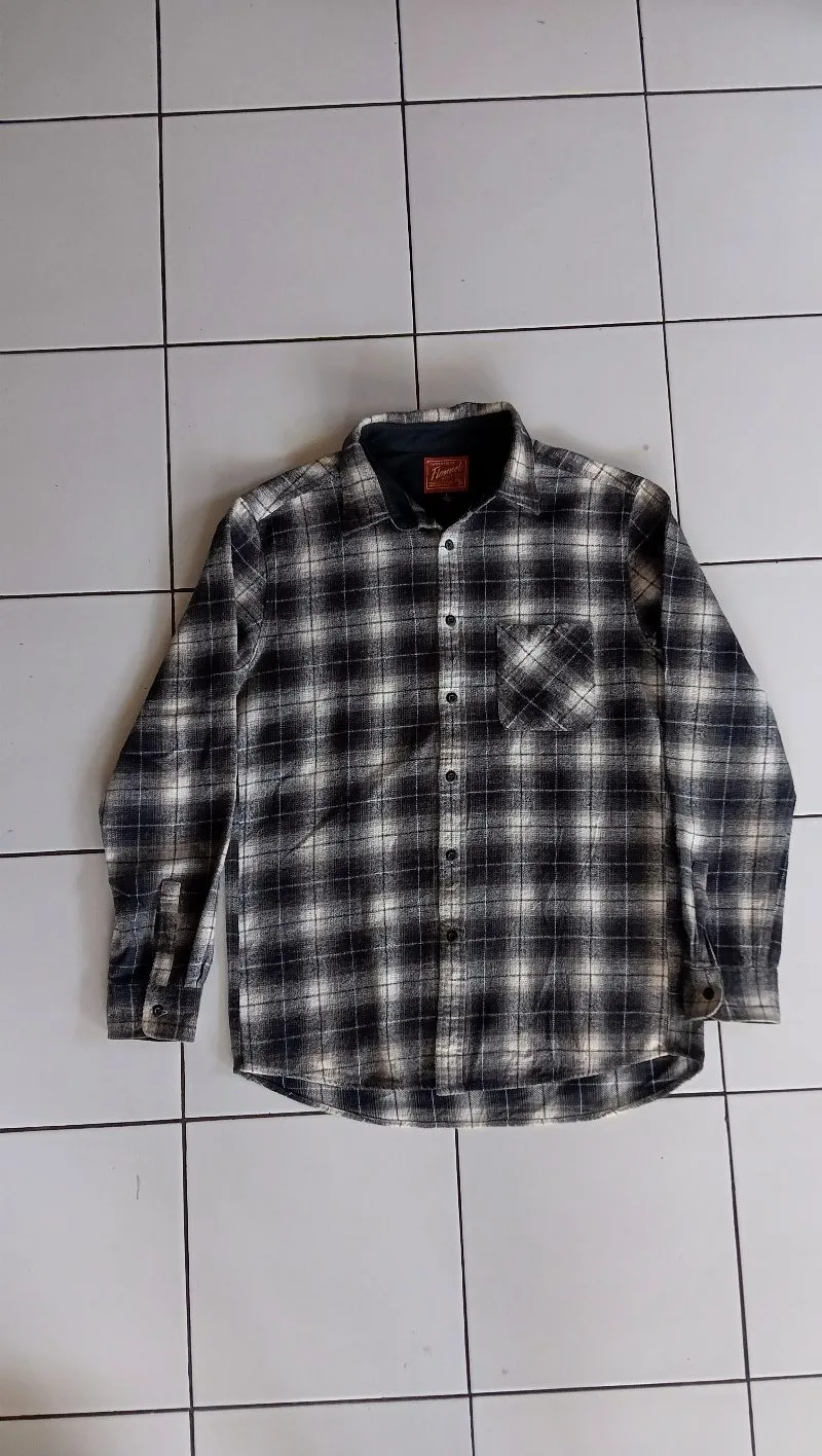Uniqlo Streetwear Y2K Formal shirt Pria white black photo 1
