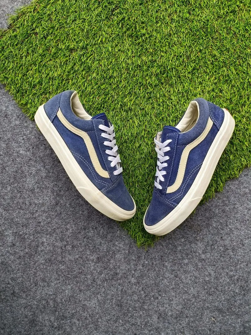 Vans  photo 1