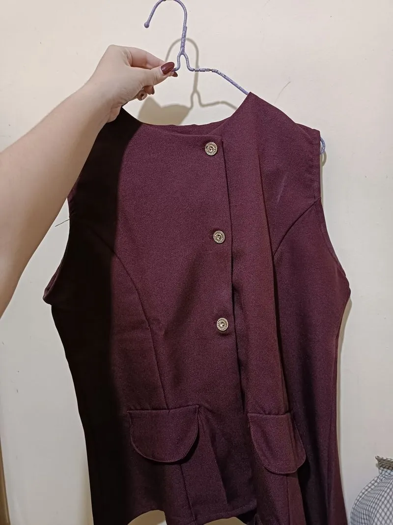 Maroon Top photo 1