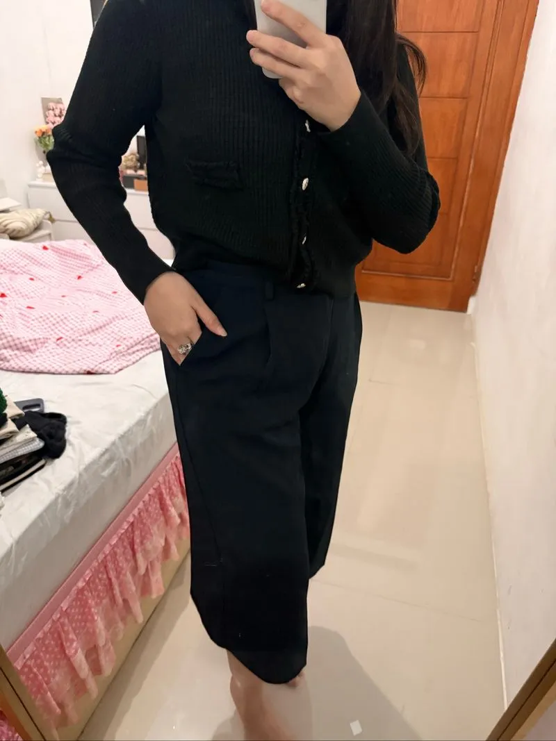 Uniqlo celana navy photo 1