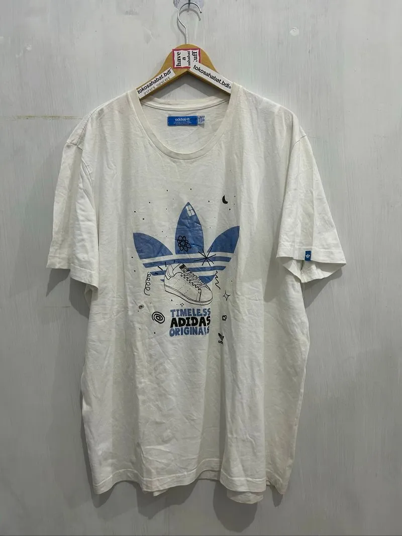 ADIDAS T-Shirt photo 1