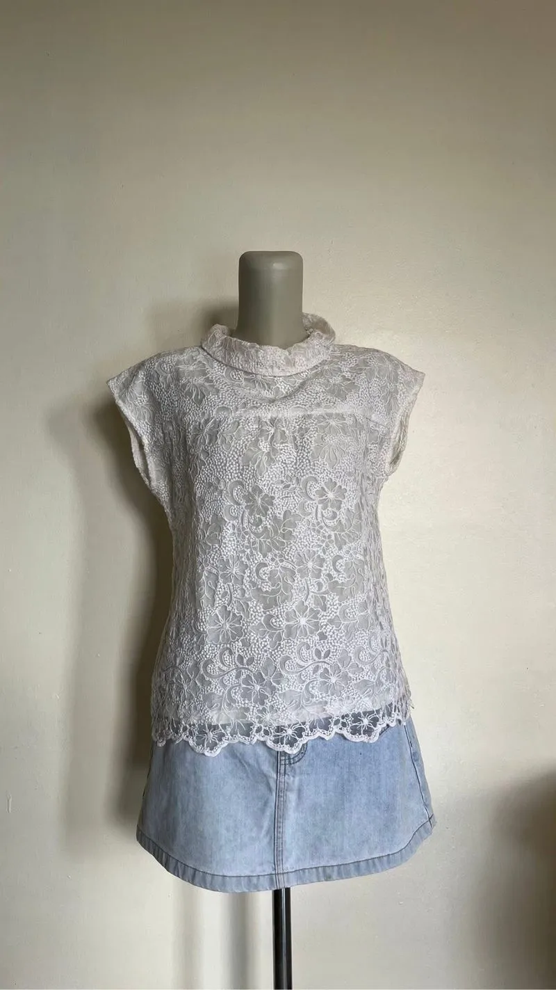BLOUSE photo 1