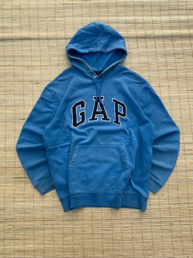 GAP ARCH LOGO FLEECE HOODIE — BLUE photo 1