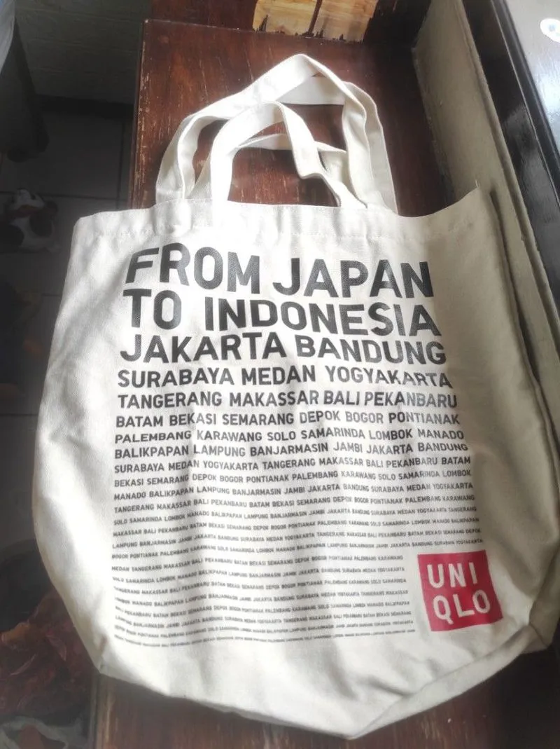 Canvas bag uniqlo photo 1