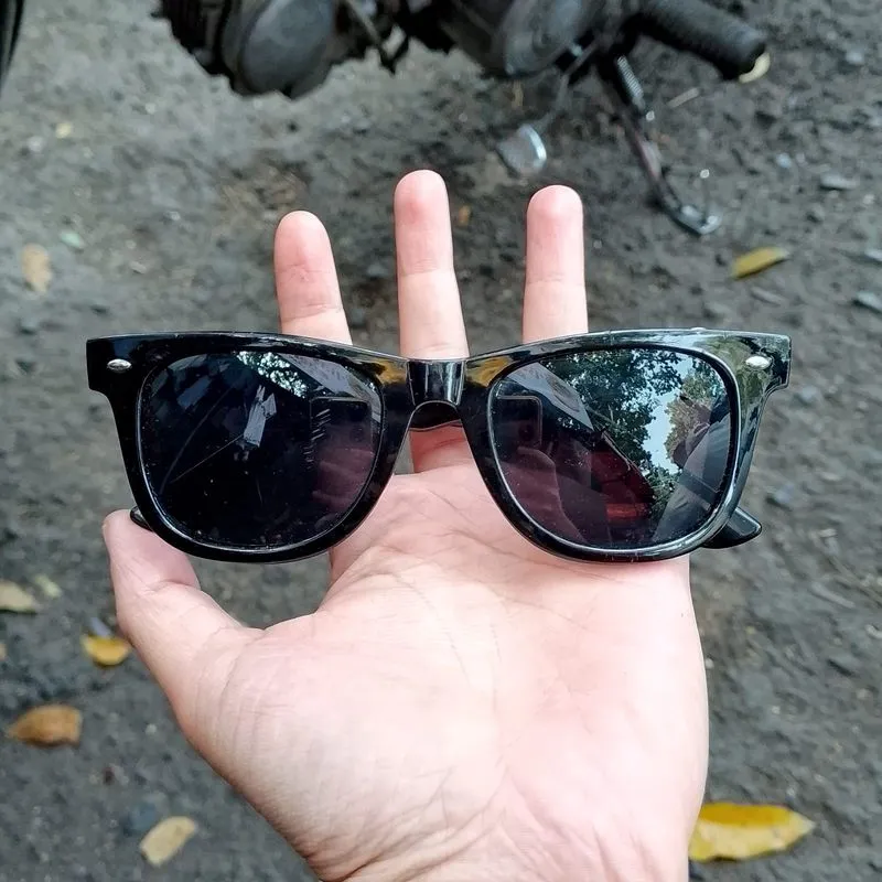 Thrasher Wayfarer Black Glossy Black Lens photo 1