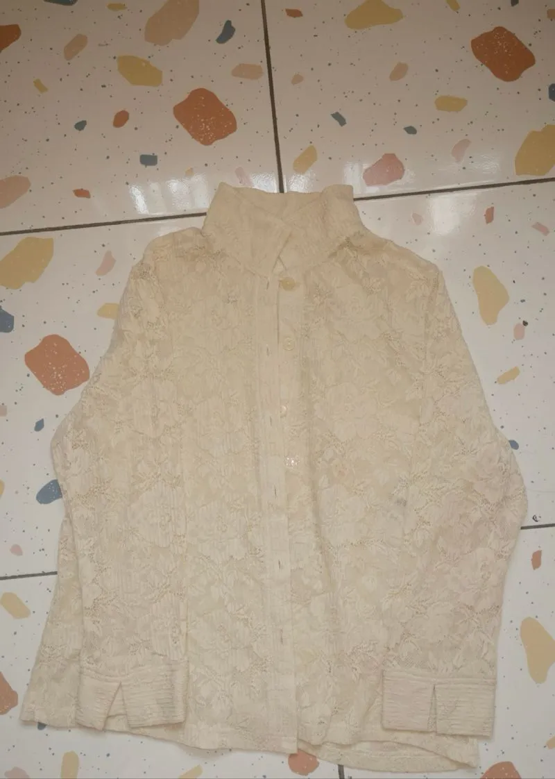 lace blouse photo 1