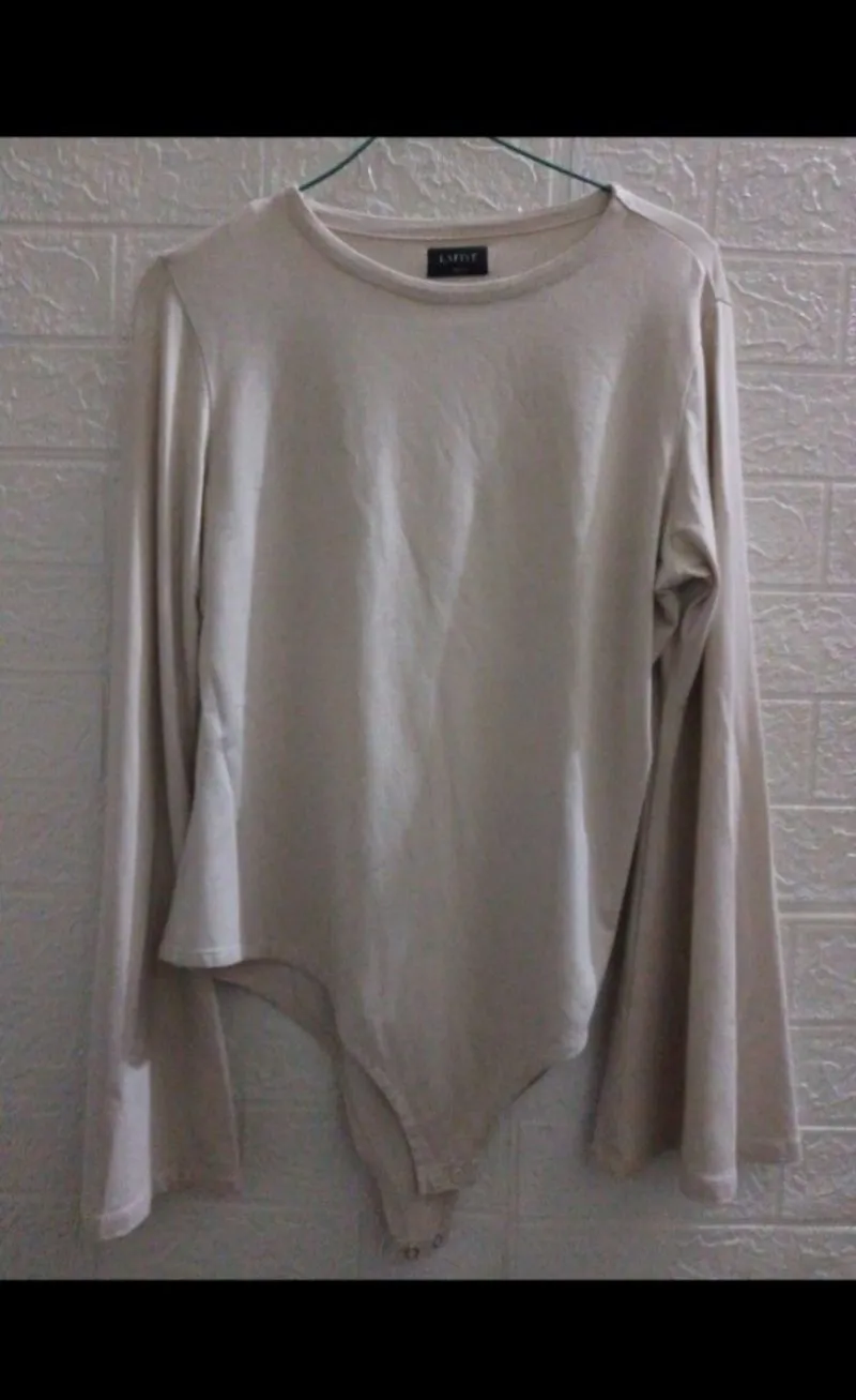 Ode lafiye flared top photo 1