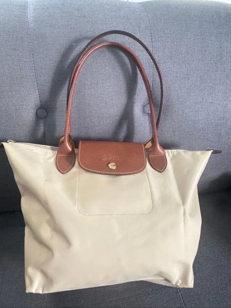 Tas Longcham MLH photo 1