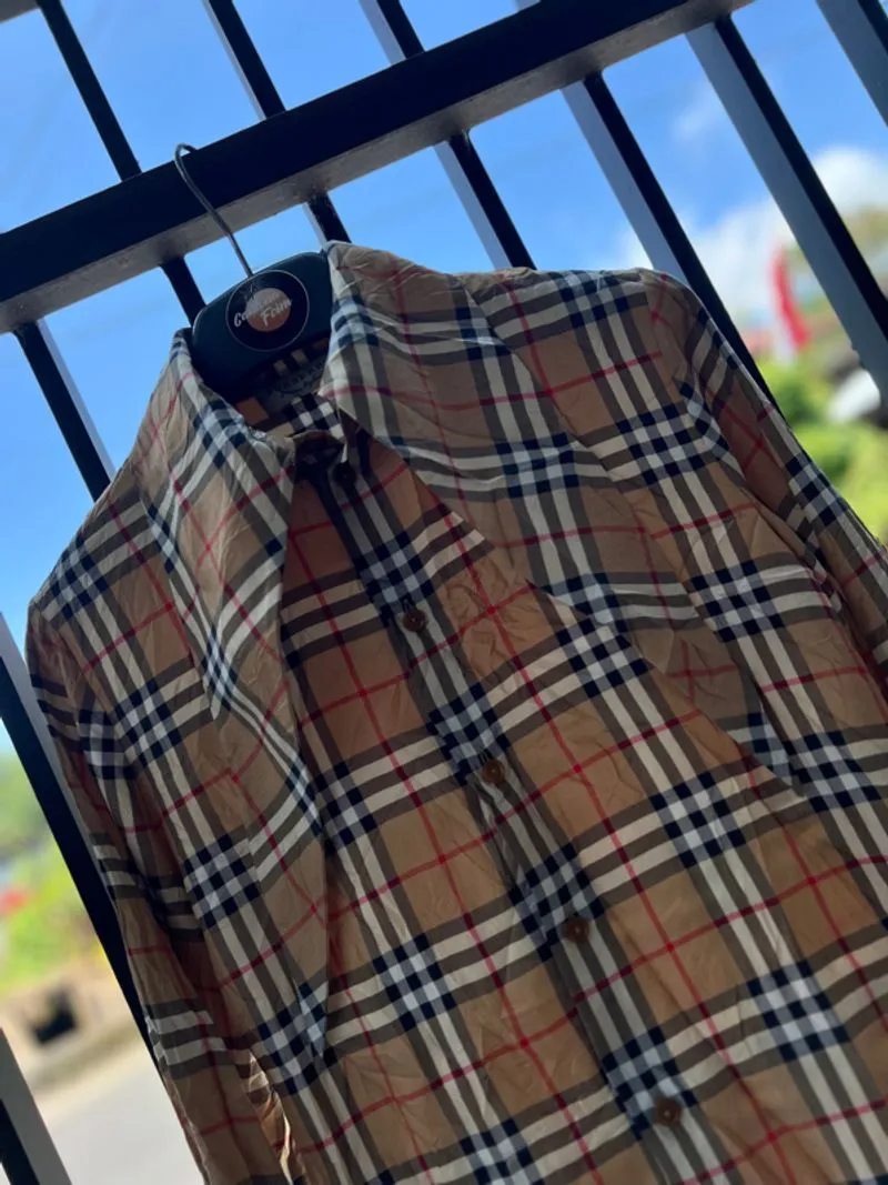 Burberry Women Nova Check photo 1