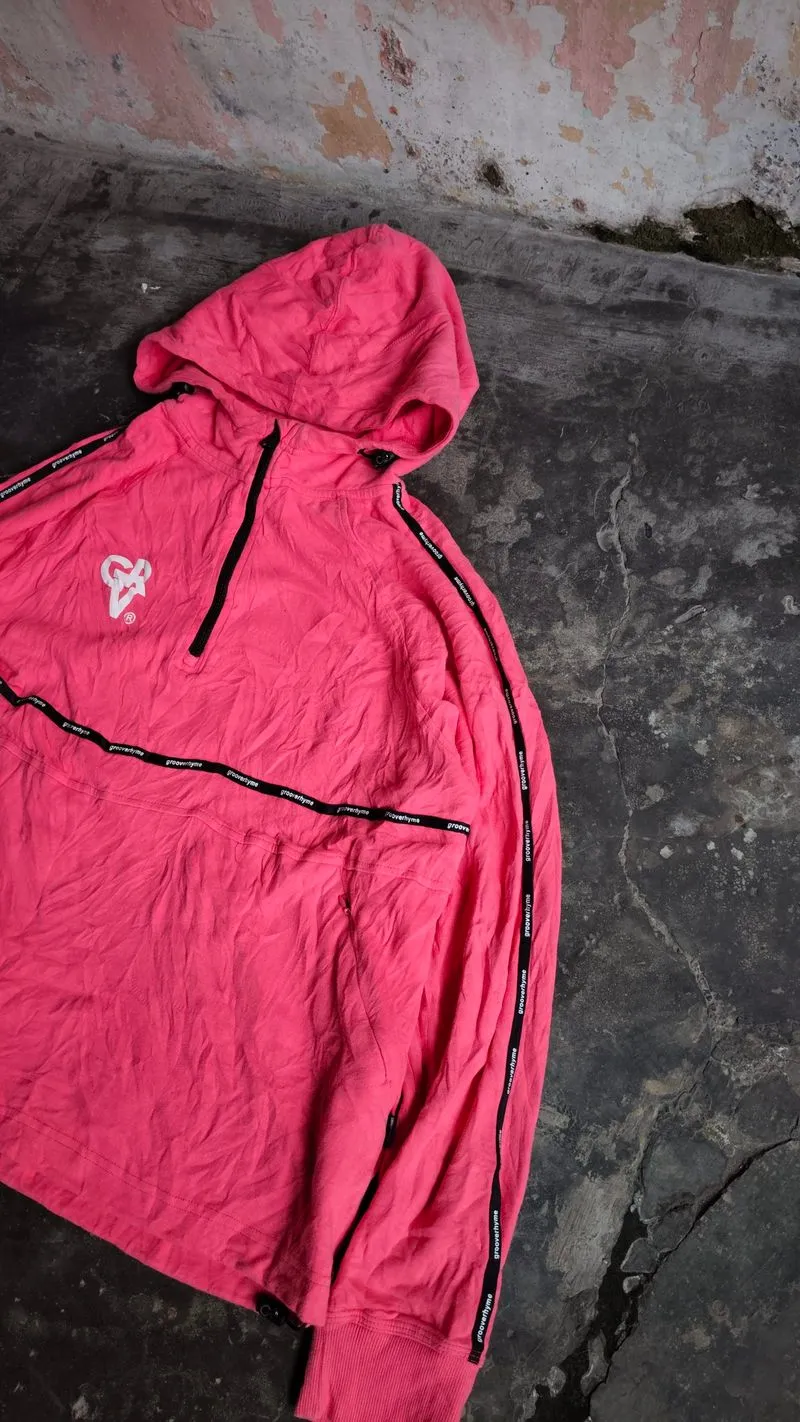 Grooveryhme half zip photo 1