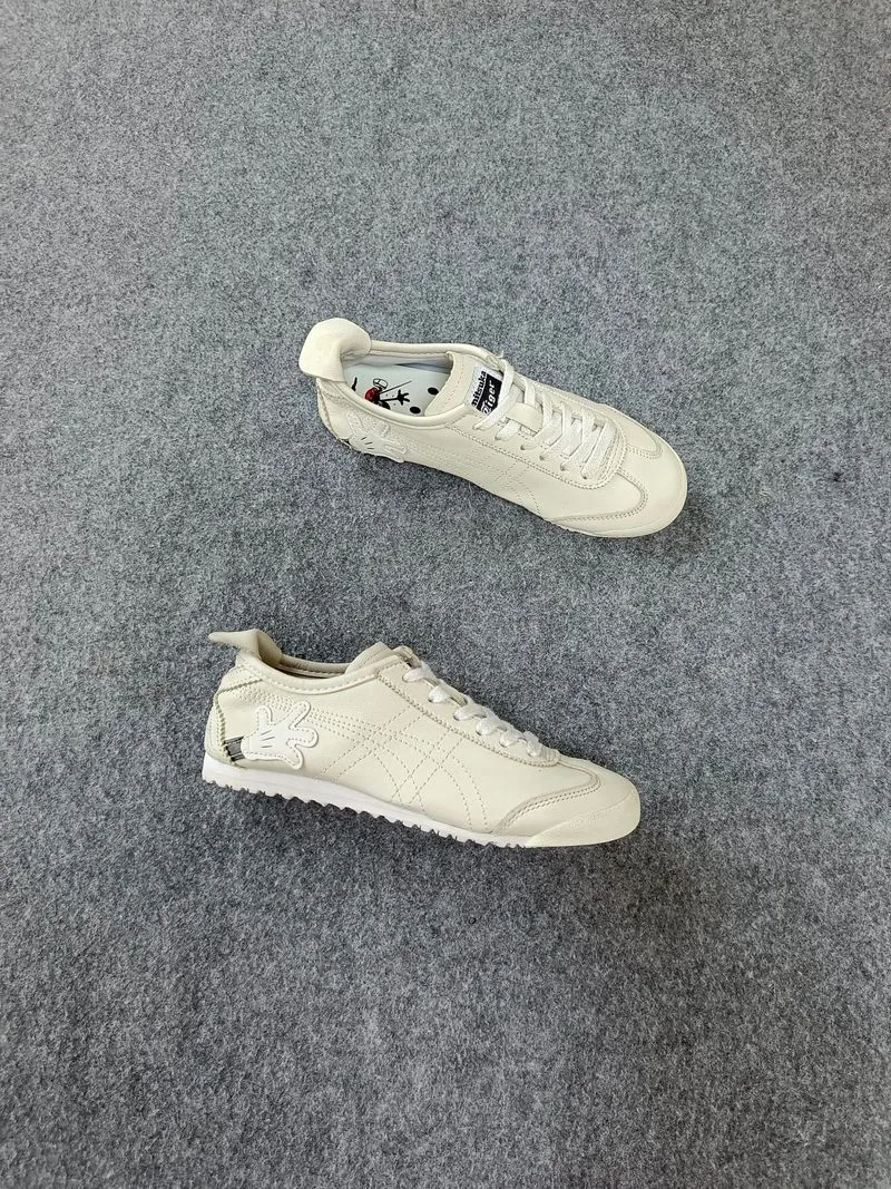 Onitsuka Tiger Mexico 66 x Disney Mickey Mouse photo 1