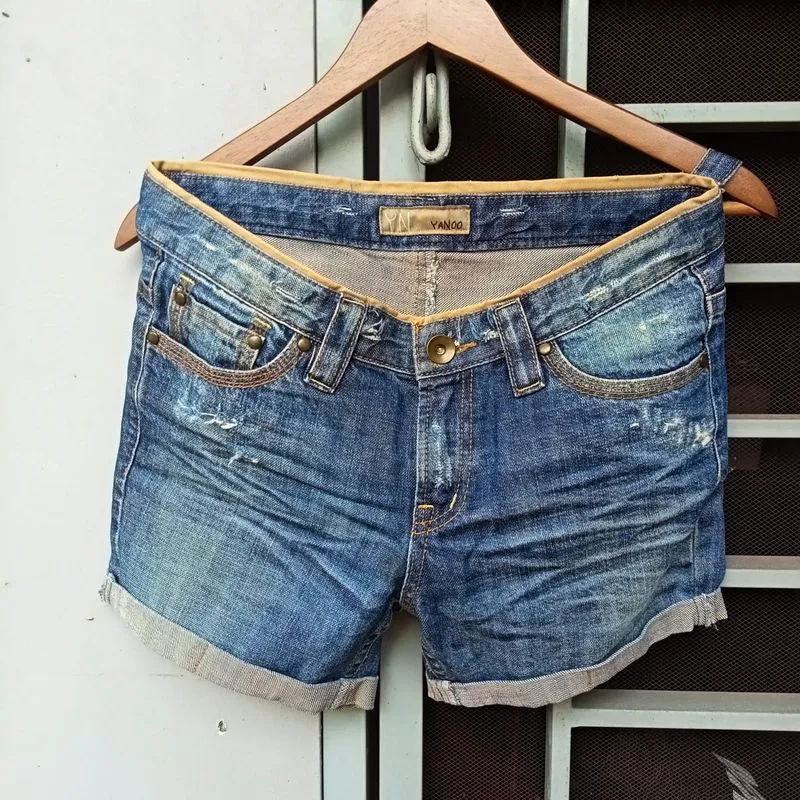 Celana Pendek Denim Casual Wanita photo 1