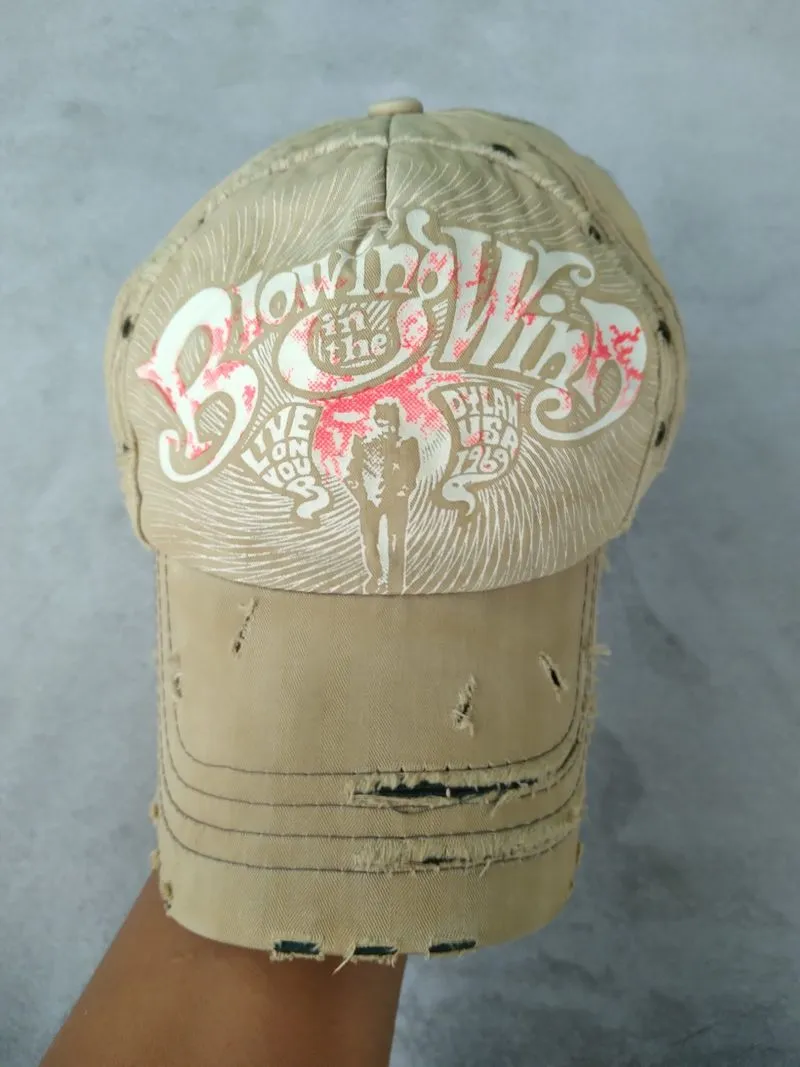 Topi vintage Pierre Balmain paris Blowing Dylan usa 1969 photo 1