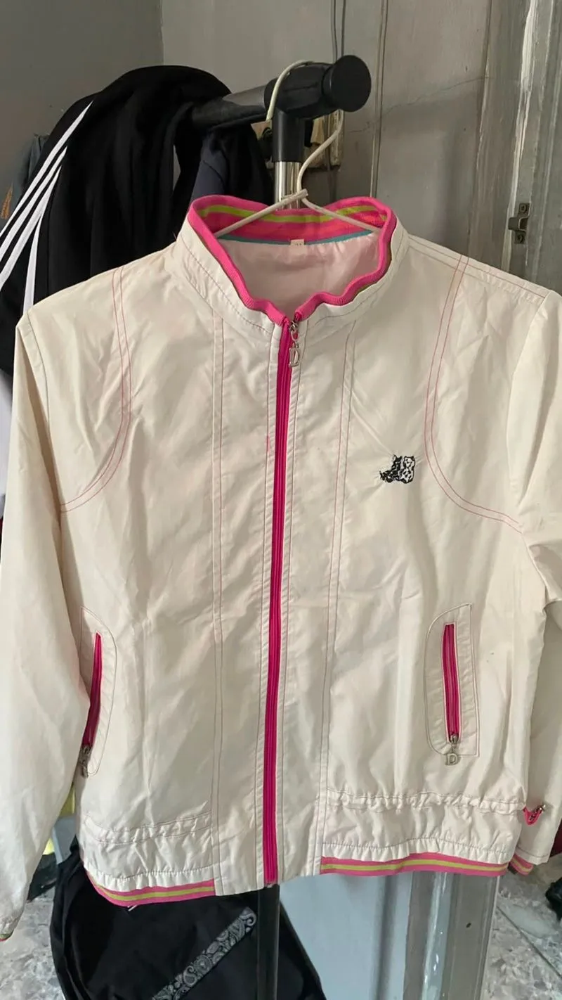 Jacket photo 1