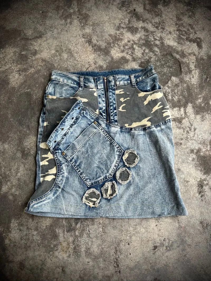 Y2K Distressed Camo Denim Cargo Shorts photo 1