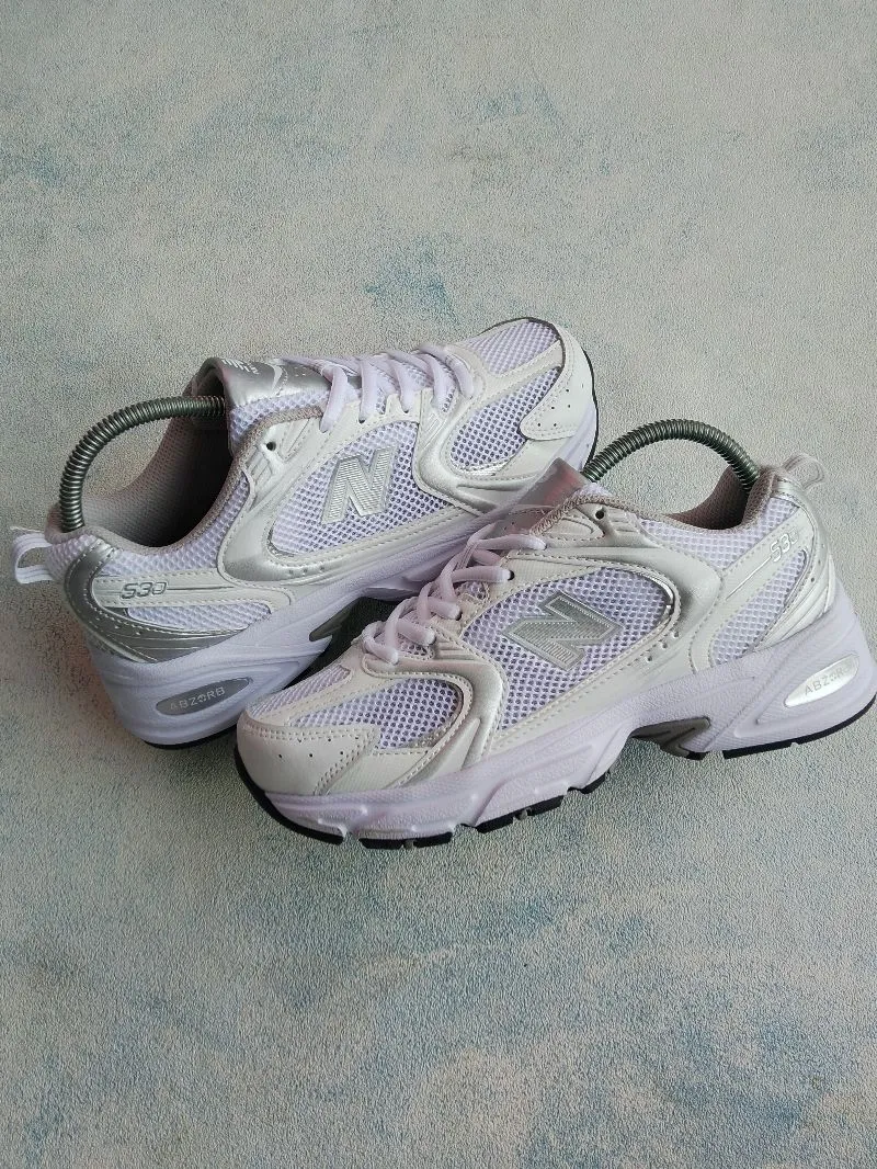 New Balance Sportswear Sneakers Wanita silver white photo 1