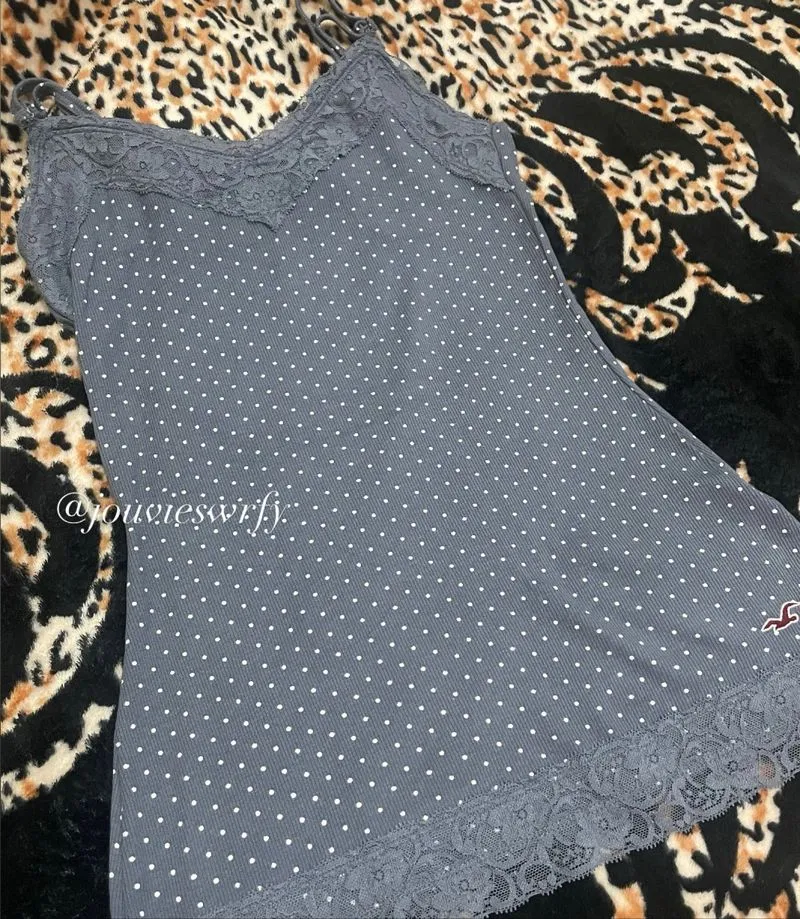 Hollister lace trim cami photo 1