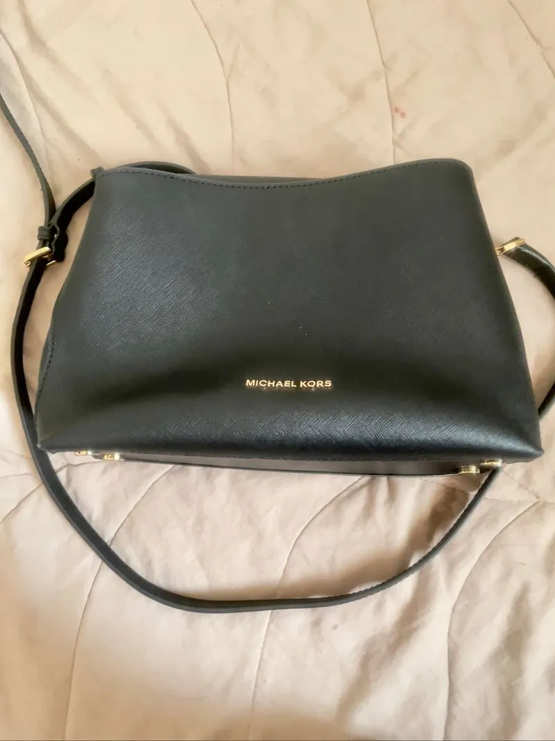 Michael Kors Jet Set Black Medium photo 1