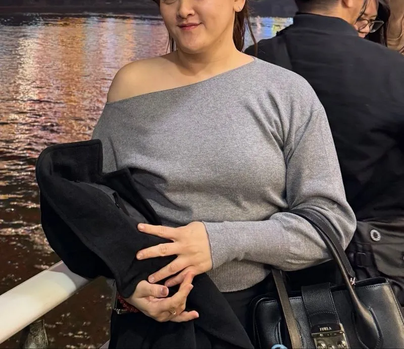 Long sleeve top photo 1