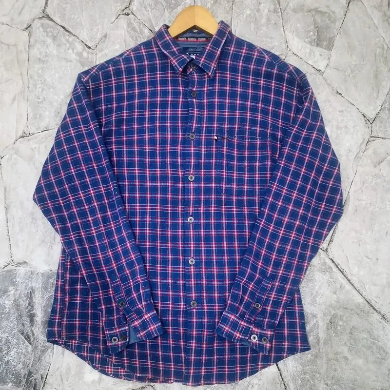 TOMMY JEANS Original Vintage Flannel Shirts photo 1