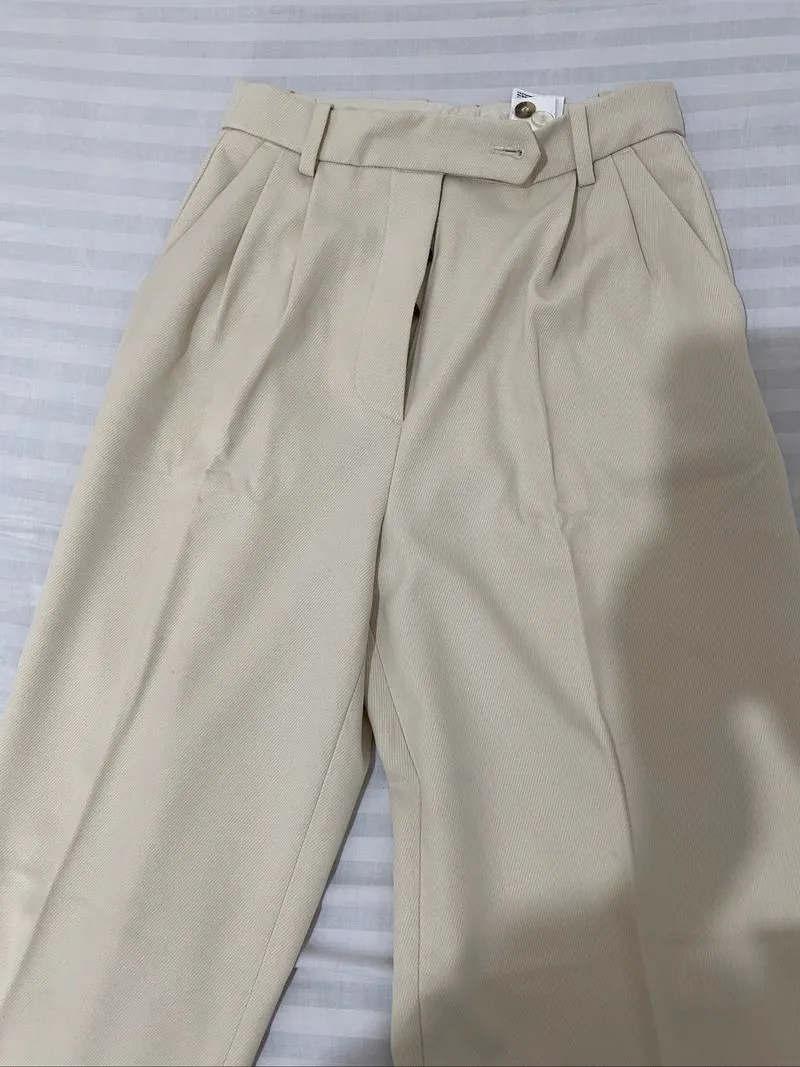 HnM beige trousers wide leg / celana kain / celana wanita  photo 1