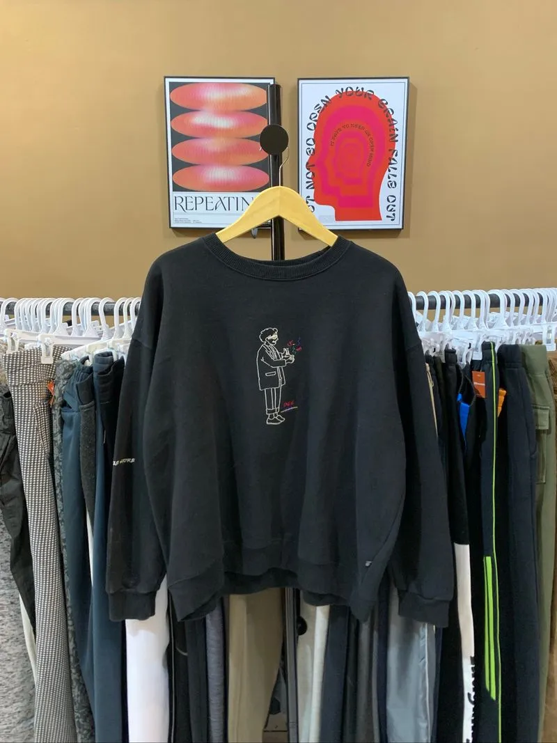 Crewneck  photo 1