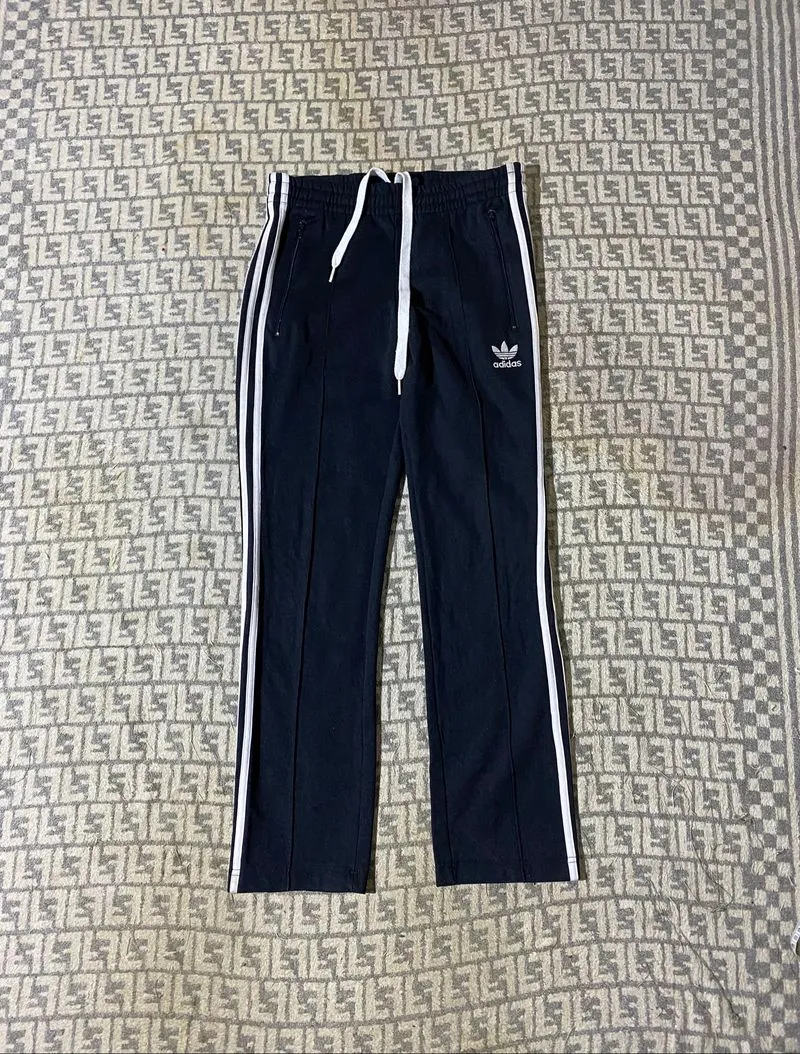 Adidas SST Europe Black TrackPants photo 1