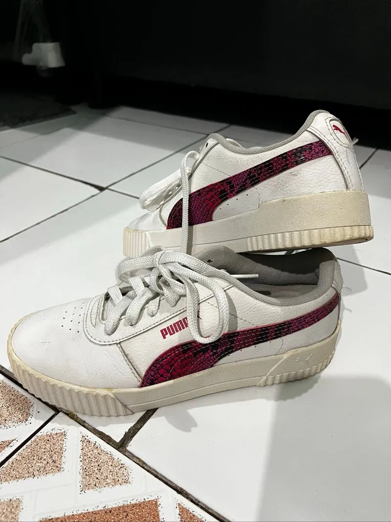 Puma Soft Foam Shoes photo 1
