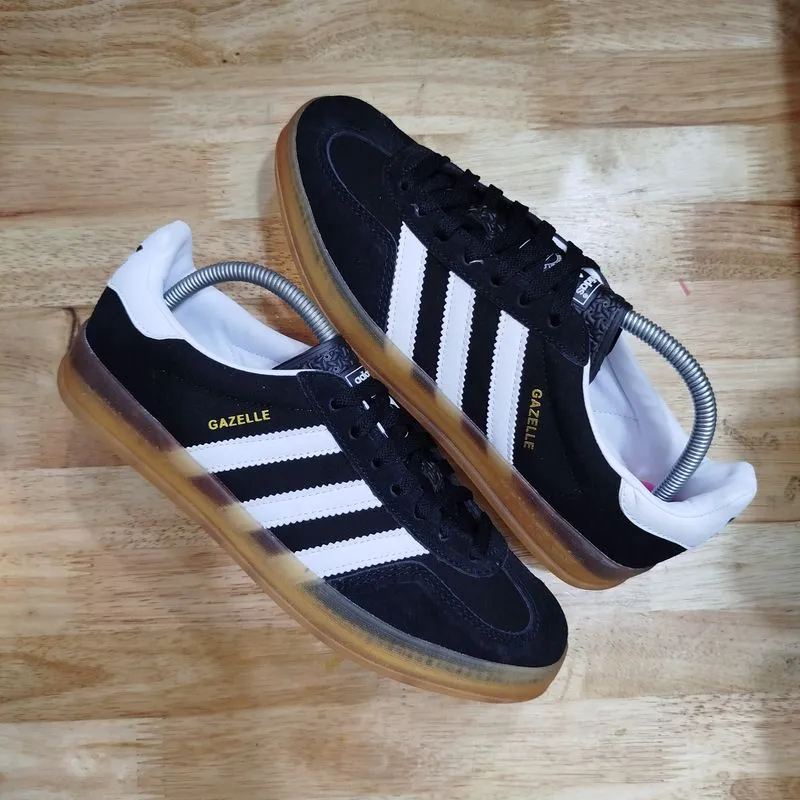 Adidas Casual Sneakers Pria black photo 1