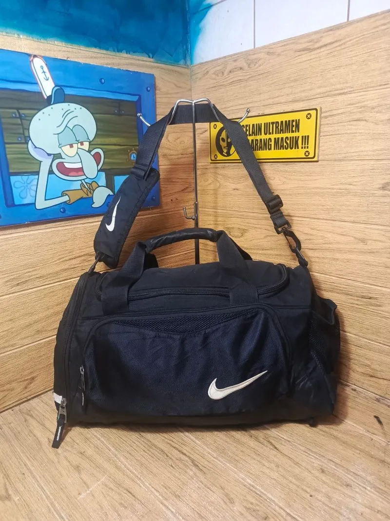 Tas dufflebag travelbag olahraga gym padel nike second origi photo 1