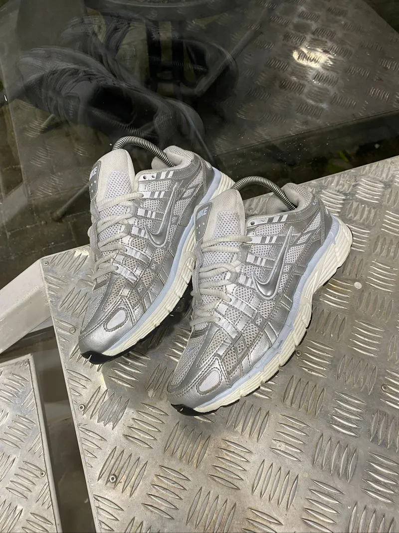 Nike p6000 metallic silver  photo 1