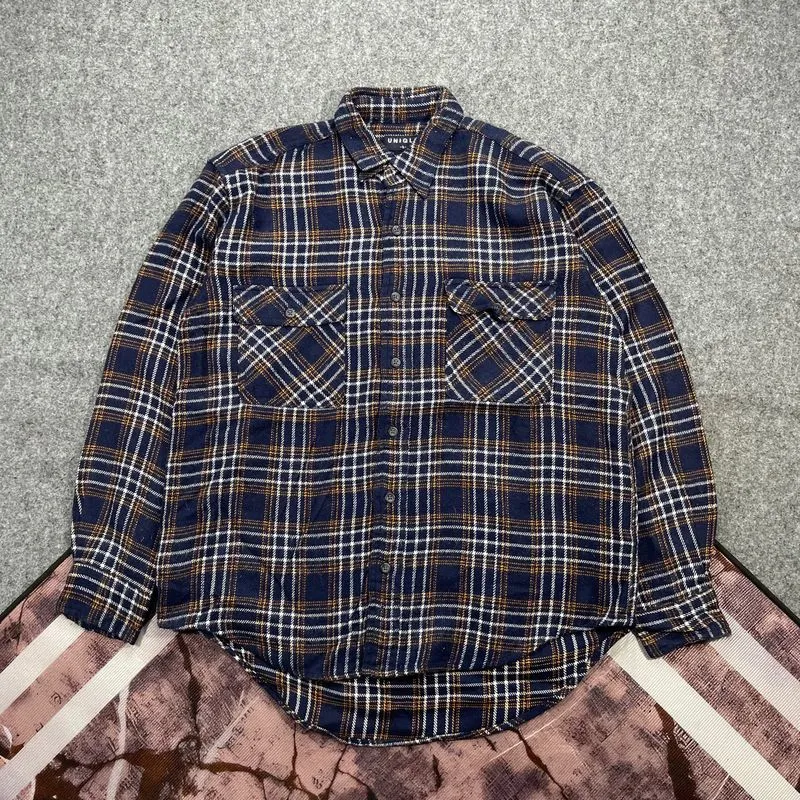 Flannel Uniqlo second photo 1