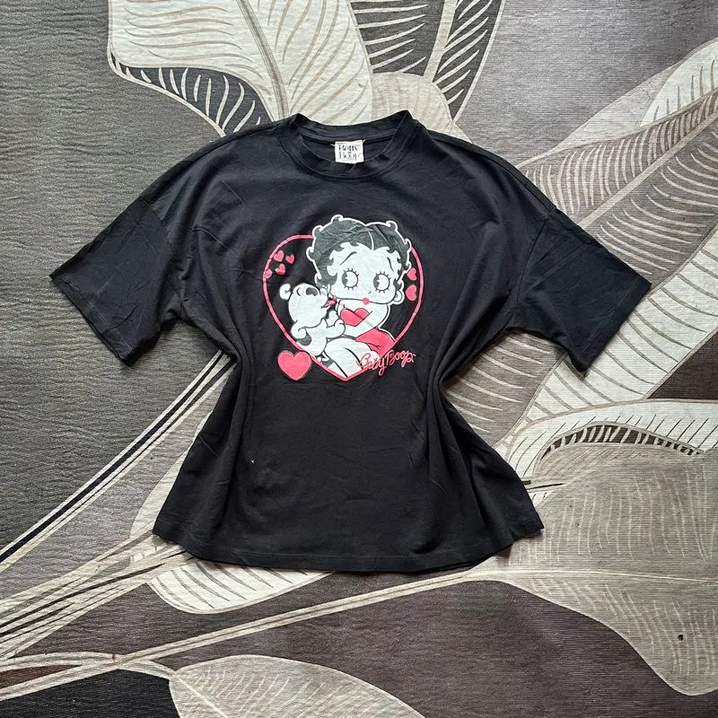 Betty Boop-Classic Kiss Ladies T-Shirt photo 1