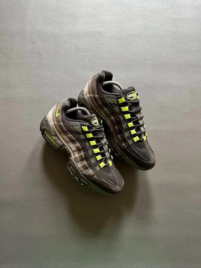 Nike Air Max 95 Black Neon photo 1
