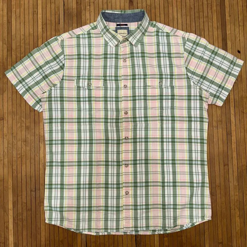 G.H BASS & CO CASUAL GINGHAM PLAID SHORT SLEEVE SHIRT Size L photo 1