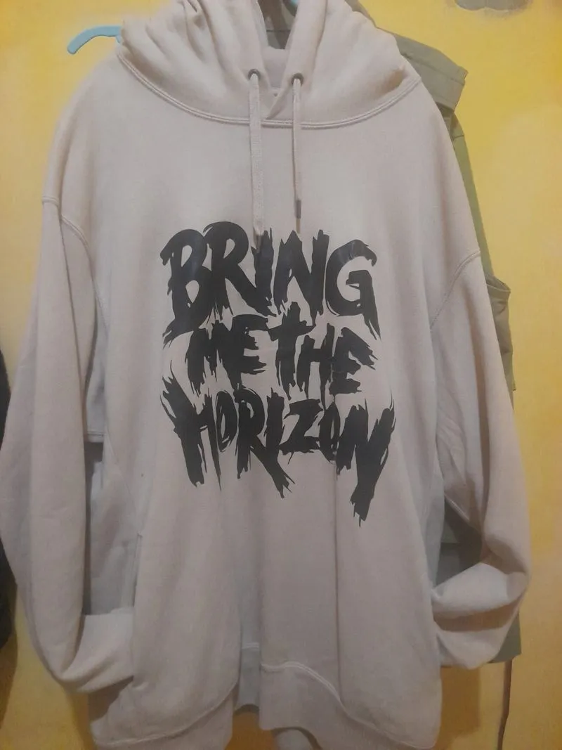 Hodie UNIQLO × BMTH photo 1