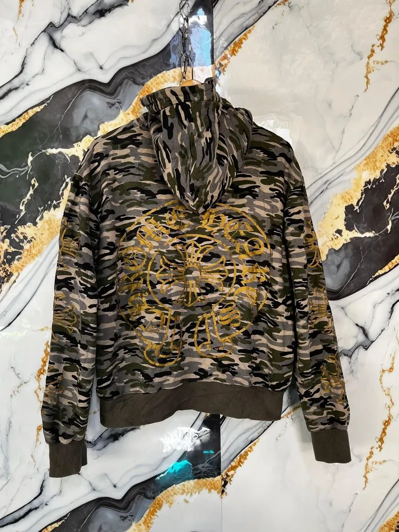 Zip camo chrome hearts ( minus pekat masih wangi thrift ) photo 1