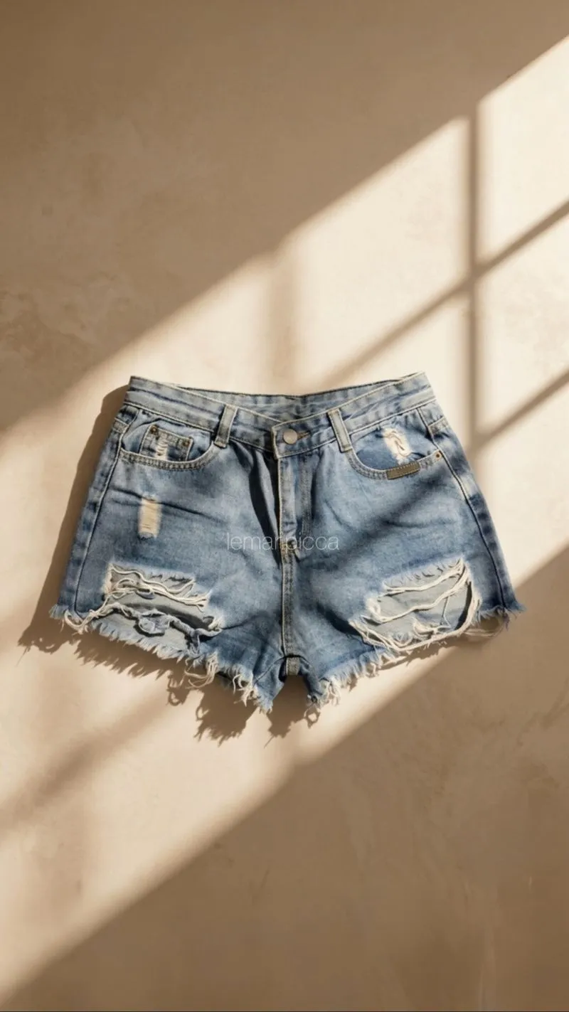 Women's Ripped Shorts Denim photo 1